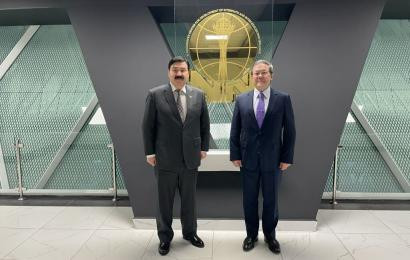 Состоялась встреча Председателя Правления Центра Н. Назарбаева  Б. Сарсенбаева с Чрезвычайным и Полномочным Послом РК в Федеративной Демократической Республике Эфиопия Б. Садыковым