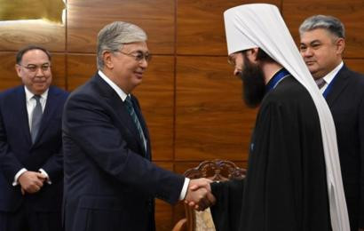 Президент РК провел встречу с представителями православной церкви