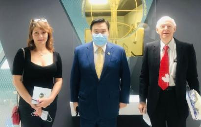 Н.Назарбаев Орталығының Басқарма Төрағасы Канаданың иммиграция және мультимәдениеттілік экс-Министрі Тони Рупрехтпен кездесті