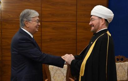 Касым-Жомарт Токаев встретился с представителями мусульманской общины России