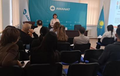 Ақмола облысы жастарына арналған ақпараттық-түсіндіру кездесулері: зайырлы мемлекет құндылықтары мен радикализация қаупі талқыланды