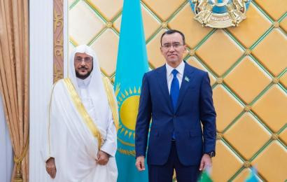 Сенат Төрағасы Сауд Арабиясының Ислам істері, уағыз және насихат жөніндегі министрімен кездесті