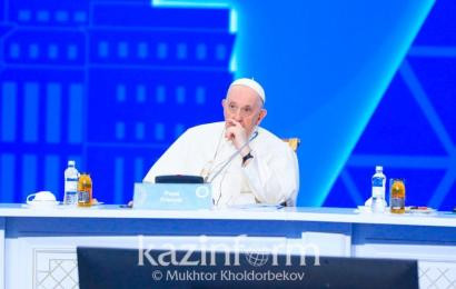 Когда принимаются важные решения, нужно смотреть на благо человека - Папа Римский Франциск