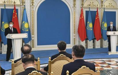 Busy day in the Kazakh capital as Pope Francis and Xi Jinping visit