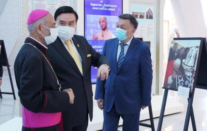 «Бейбітшілік пен келісім жолы»: Елордада халықаралық фотокөрме ашылды