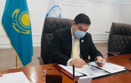 Конфессияаралық және өркениетаралық диалогты дамыту жөніндегі Н. Назарбаев орталығы және Абай атындағы Қазақ ұлттық педагогикалық университеті ынтымақтастық туралы меморандумға қол қойды