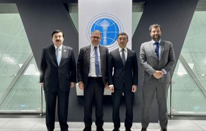 Франция Республикасының Елшісі  Халықаралық орталықтың жұмысымен танысты