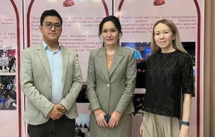 Орталықтың басқарма төрайымының Халықаралық Баhаи қауымдастығы өкілдерімен кездесуі