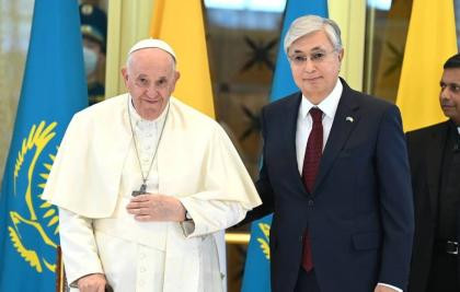 Папаның елімізге сапары басталды